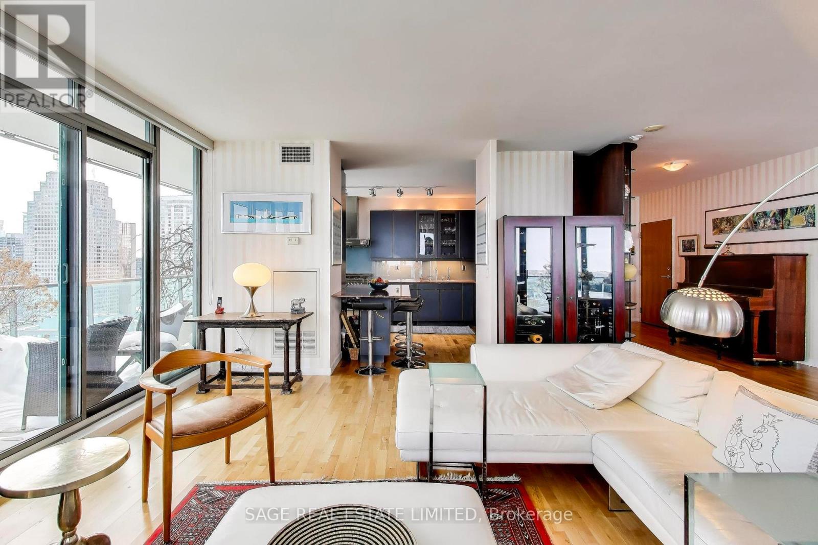 4004 - 33 Lombard Street, Toronto, Ontario  M5C 3H8 - Photo 10 - C12795198