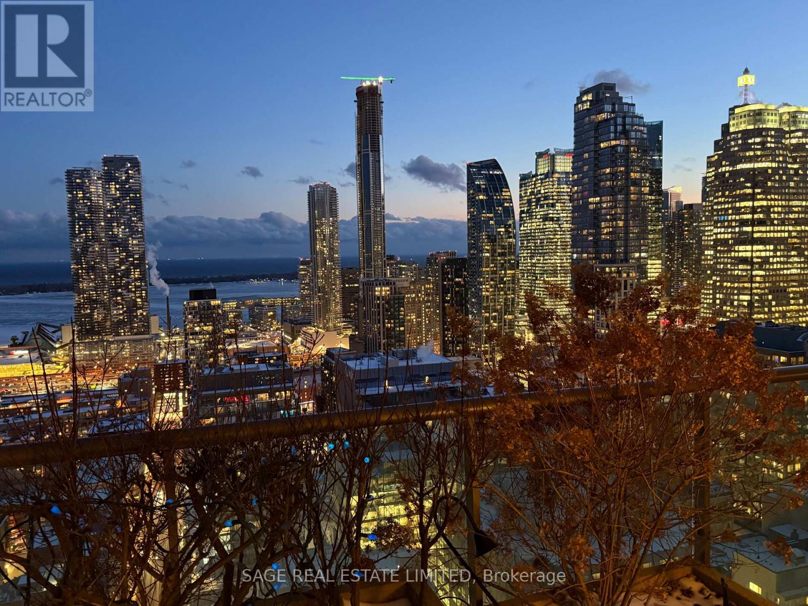 4004 - 33 Lombard Street, Toronto, Ontario  M5C 3H8 - Photo 39 - C12795198