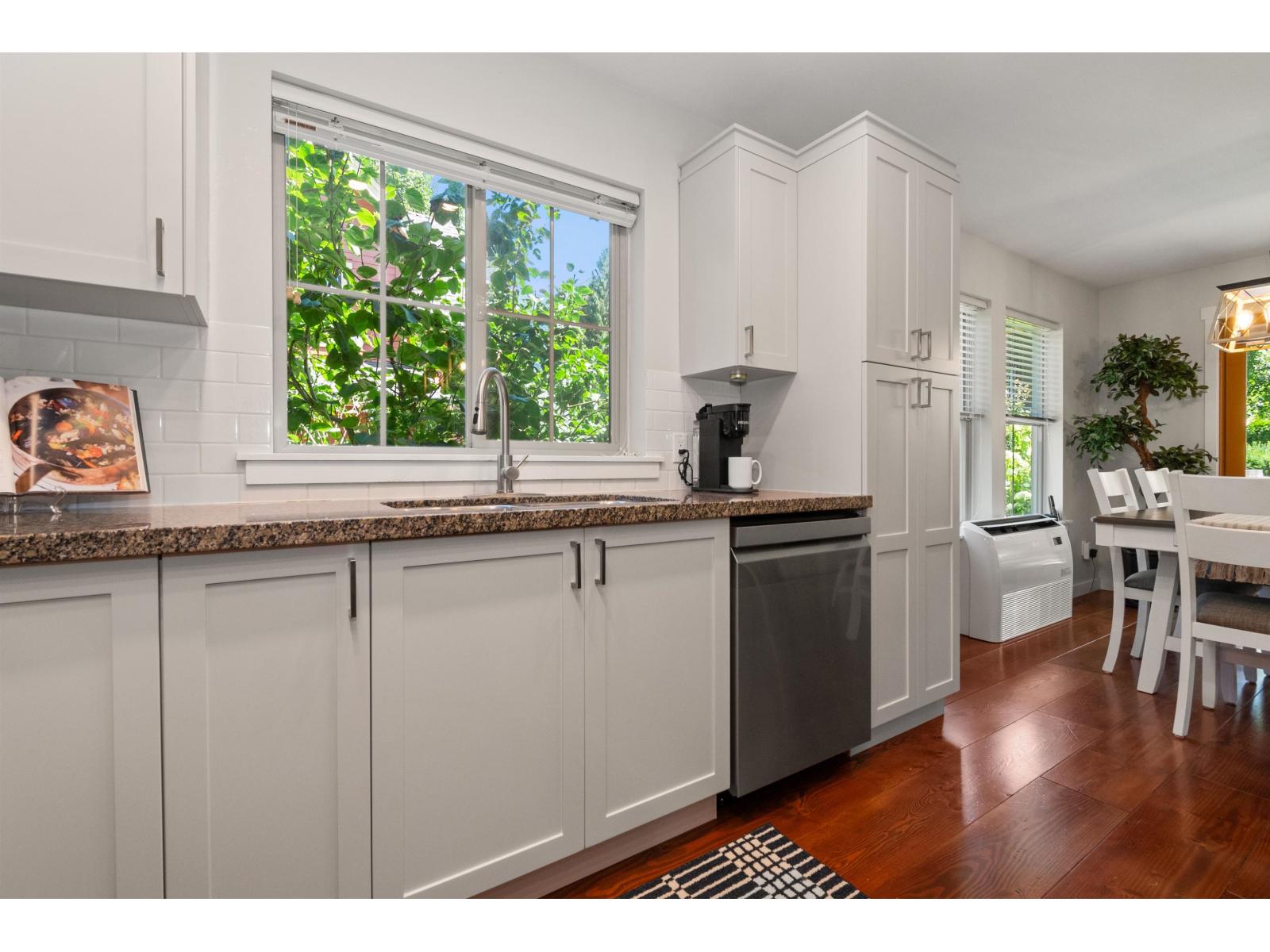 43584 Deer Run, Cultus Lake South, Lindell Beach, British Columbia  V2R 0E1 - Photo 14 - R3090538