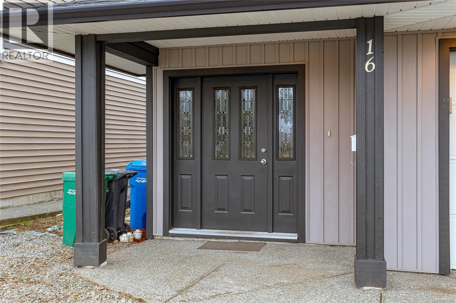 16 View St, Nanaimo, British Columbia  V9R 4N4 - Photo 3 - 1026226