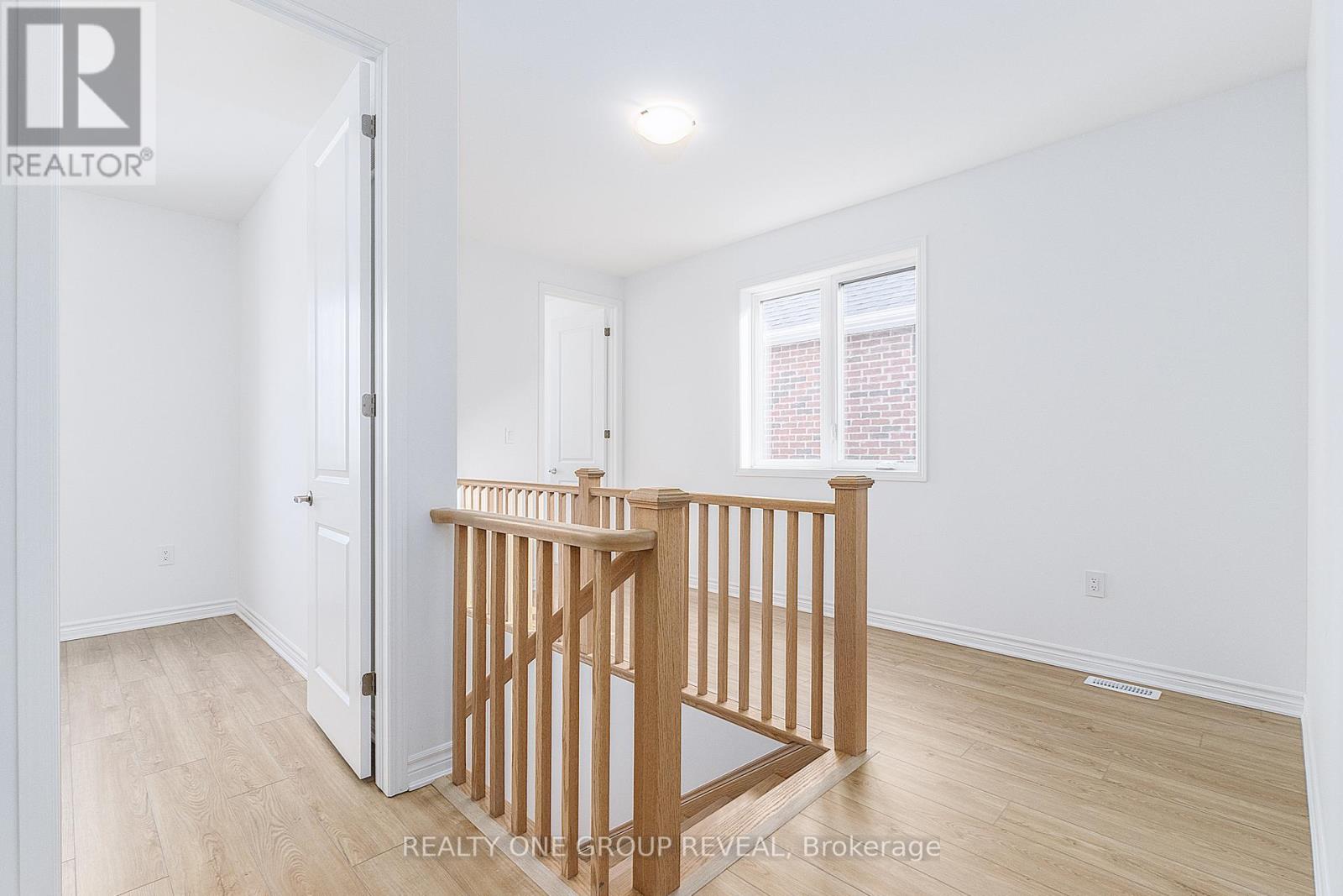 1735 Mineral Springs Way, Pickering, Ontario  L1X 0T5 - Photo 12 - E12795026