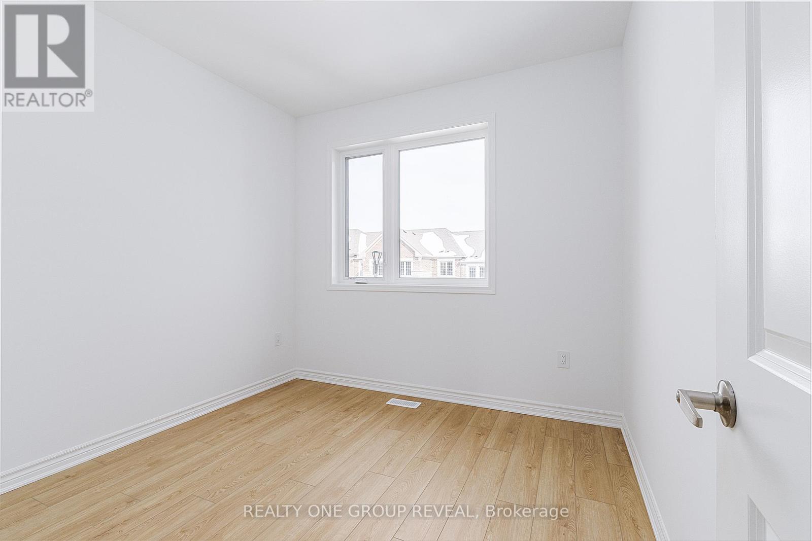 1735 Mineral Springs Way, Pickering, Ontario  L1X 0T5 - Photo 15 - E12795026