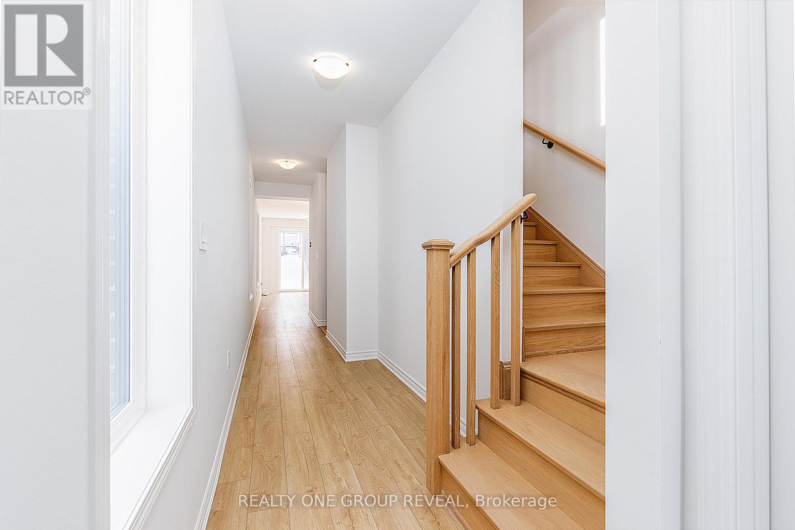 1735 Mineral Springs Way, Pickering, Ontario  L1X 0T5 - Photo 3 - E12795026