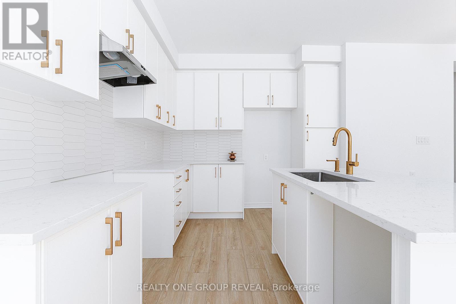 1735 Mineral Springs Way, Pickering, Ontario  L1X 0T5 - Photo 8 - E12795026