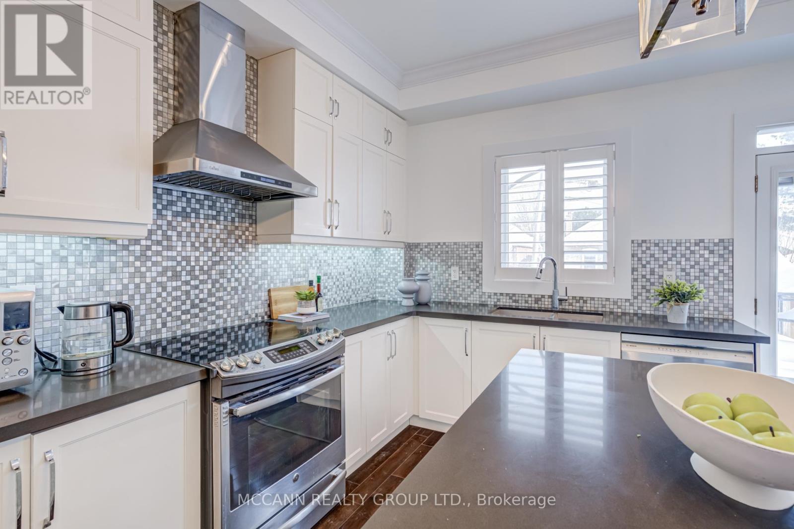 1155 Greenwood Avenue, Toronto, Ontario  M4J 4E7 - Photo 16 - E12795054