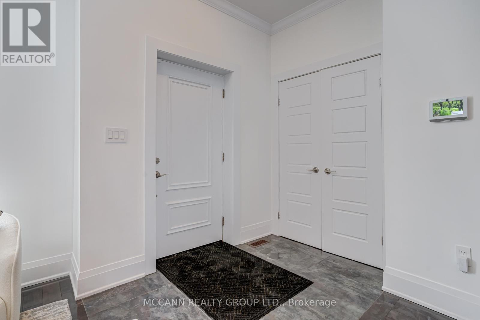 1155 Greenwood Avenue, Toronto, Ontario  M4J 4E7 - Photo 4 - E12795054