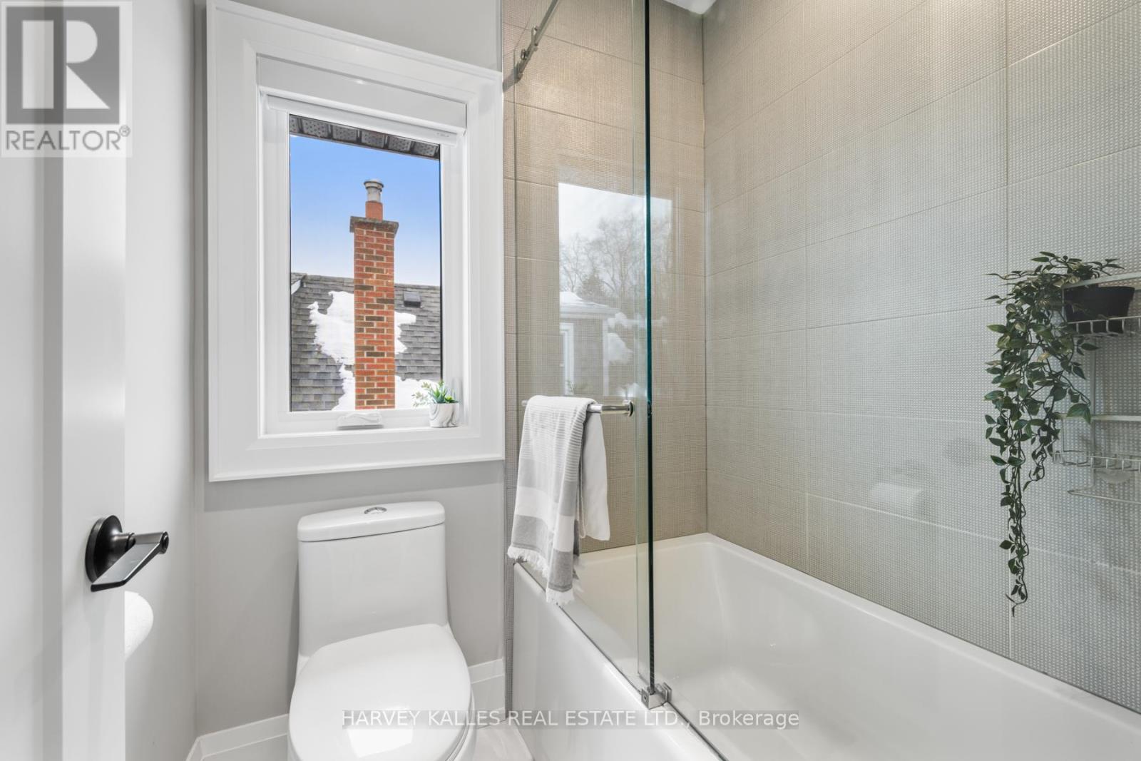 39 Amsterdam Avenue, Toronto, Ontario  M4B 2B9 - Photo 31 - E12795110