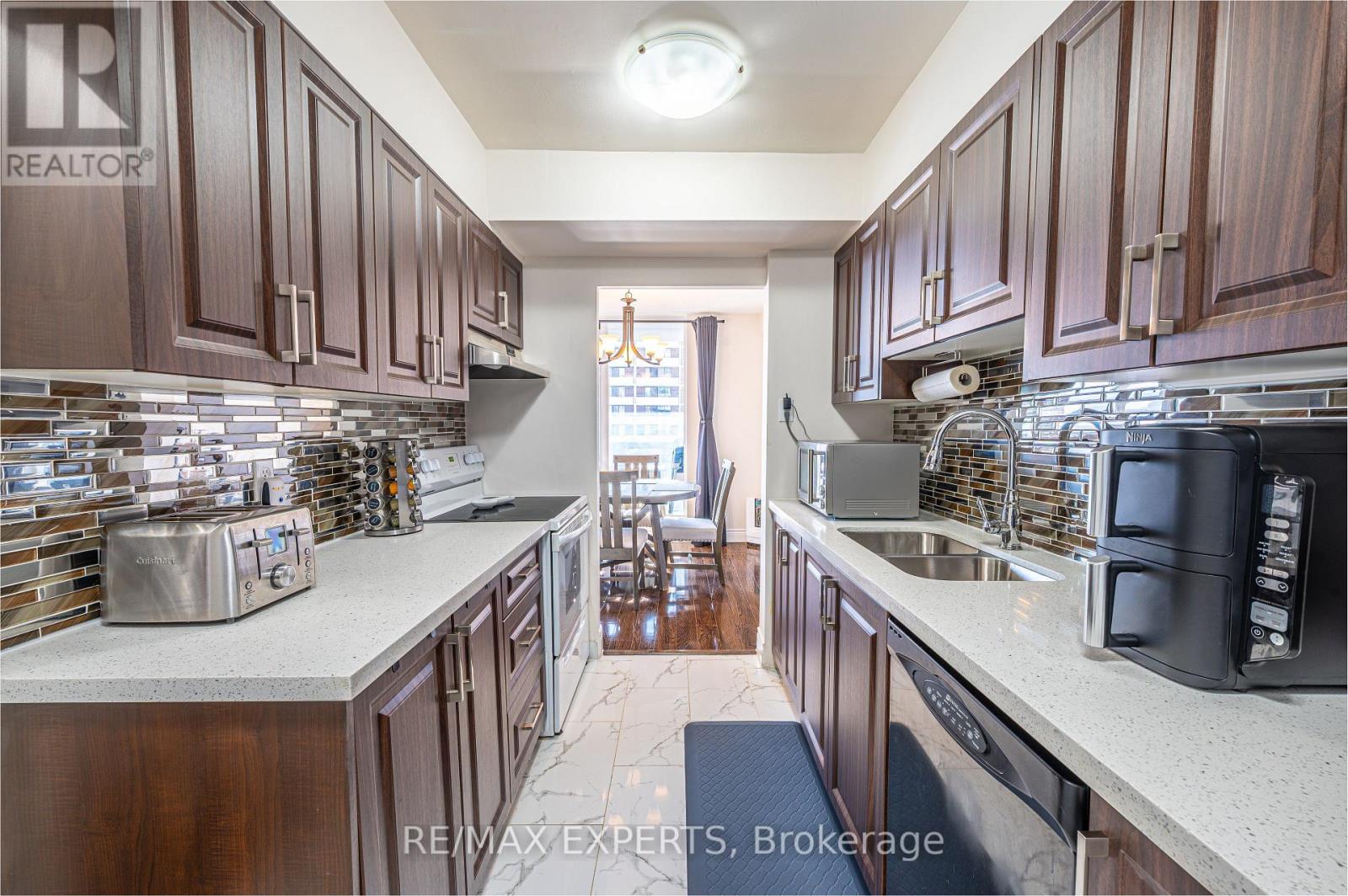 901 - 100 Prudential Drive, Toronto, Ontario  M1P 4V4 - Photo 11 - E12795162