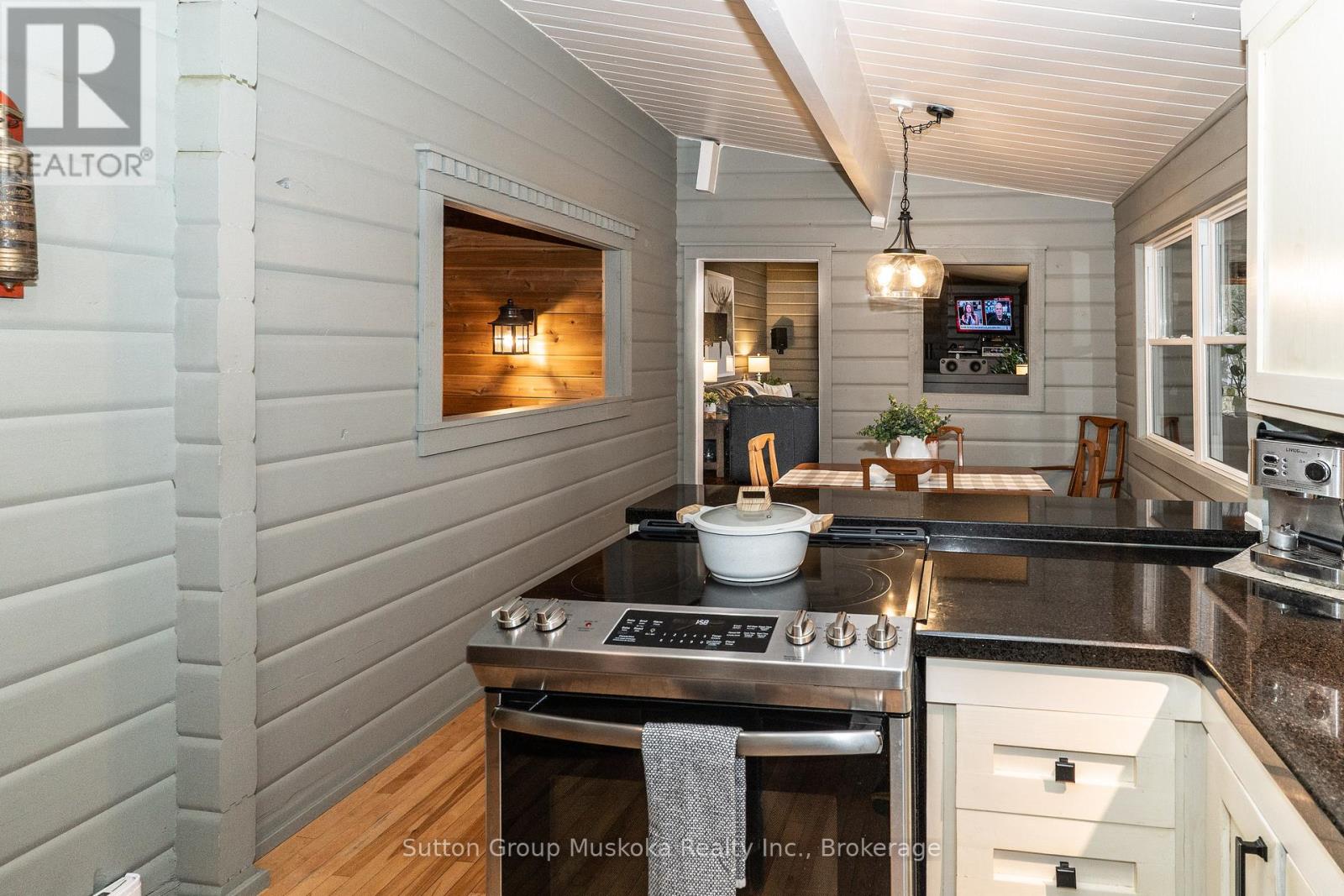 236 Hoodstown Road, Huntsville, Ontario  P1H 2J2 - Photo 13 - X12792446