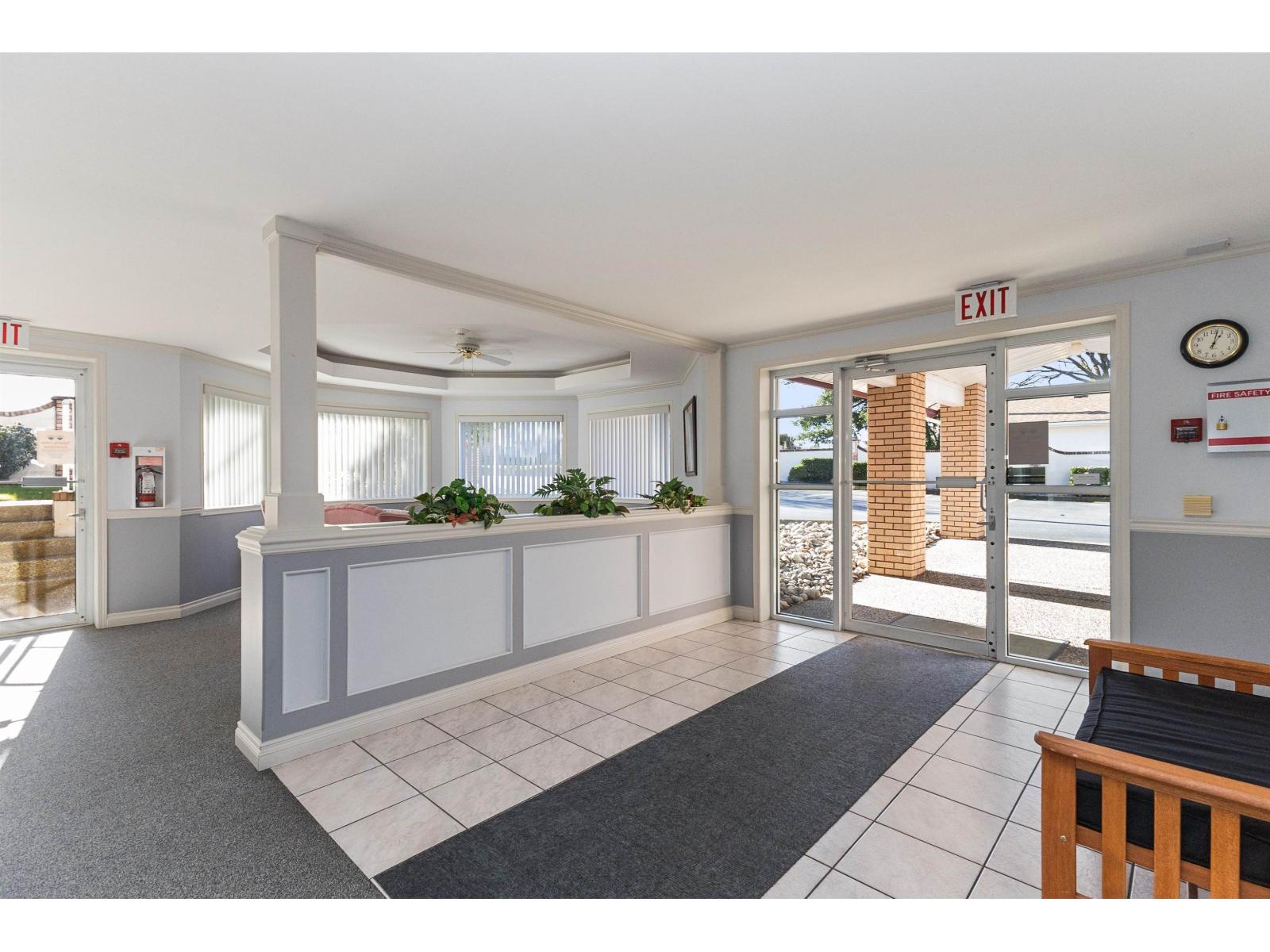 210 2450 Church Street, Abbotsford, British Columbia  V2T 3J7 - Photo 2 - R3090236