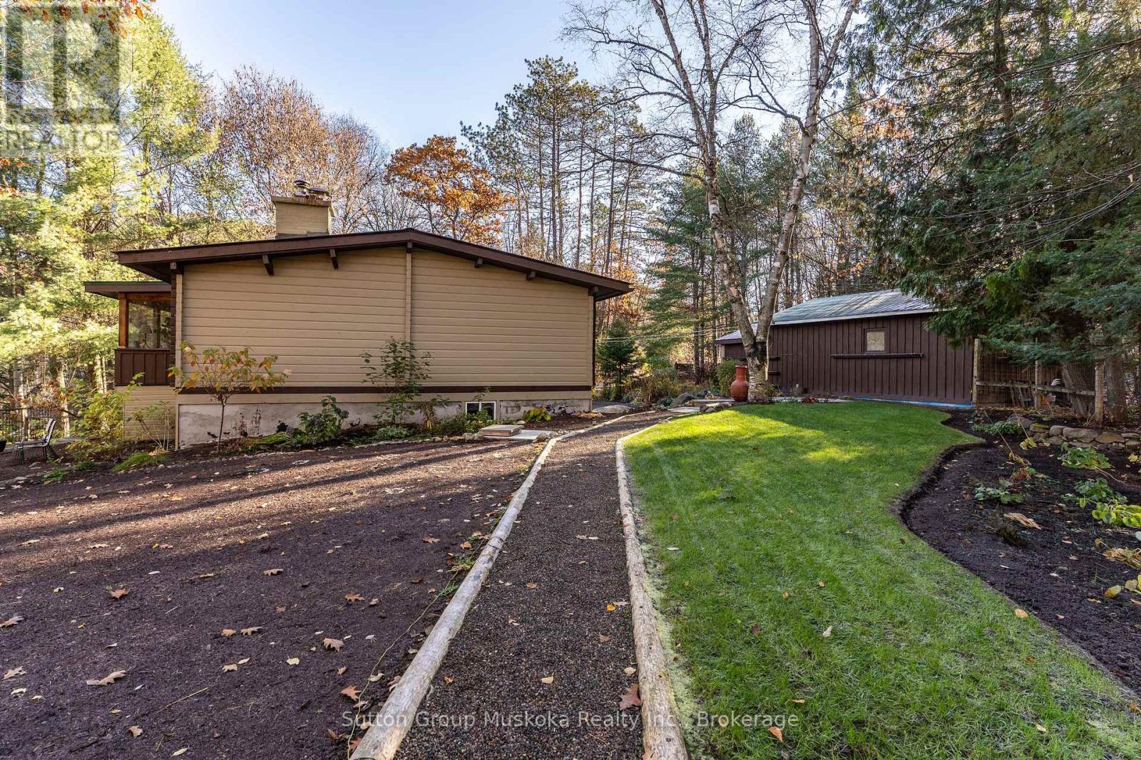 236 Hoodstown Road, Huntsville, Ontario  P1H 2J2 - Photo 8 - X12792446