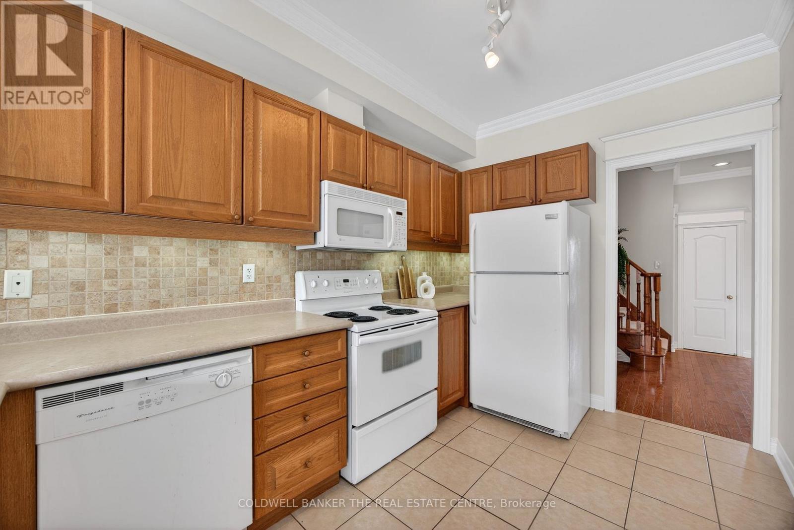 594 Osler Court, Newmarket, Ontario  L3X 2P5 - Photo 11 - N12794992