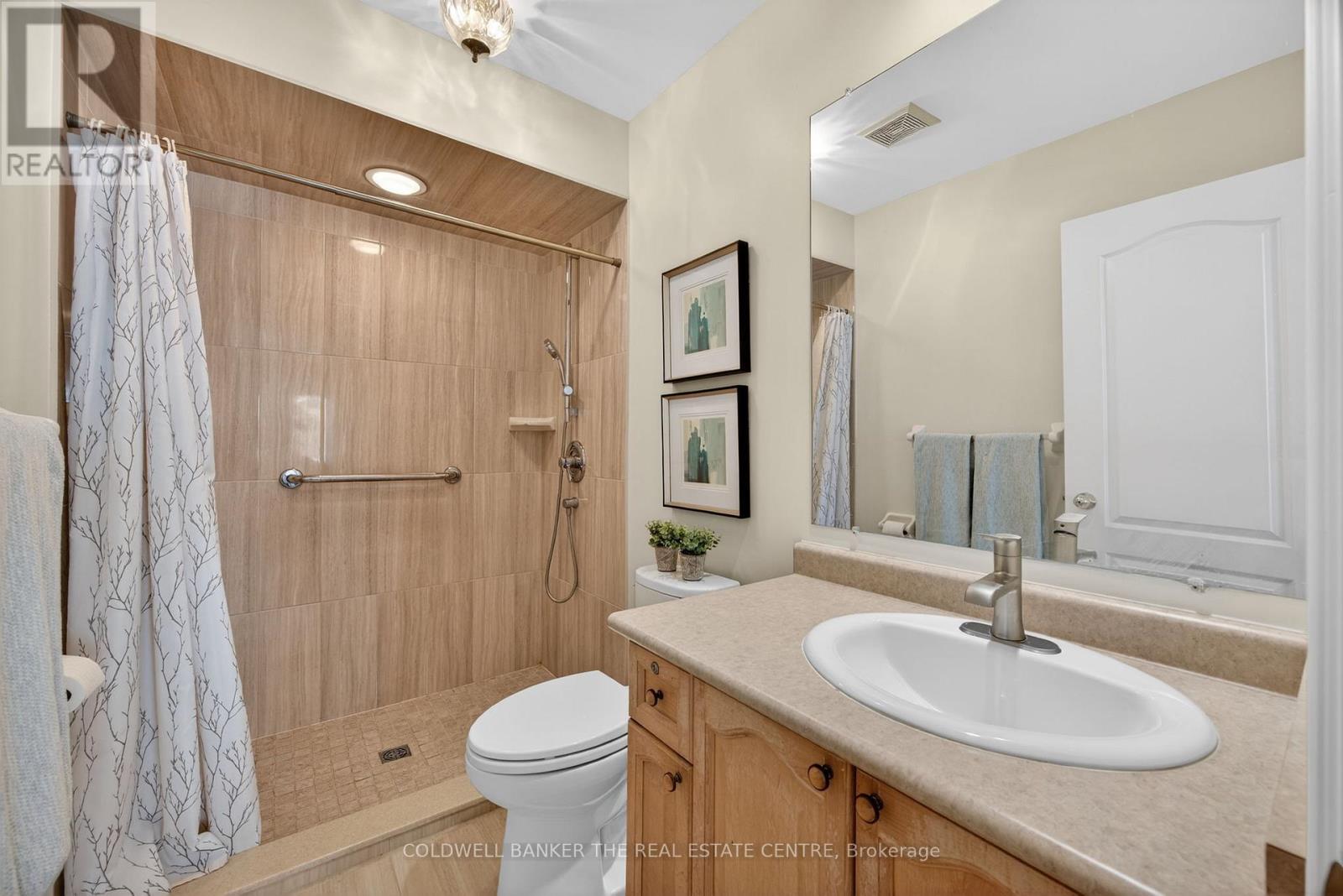 594 Osler Court, Newmarket, Ontario  L3X 2P5 - Photo 18 - N12794992