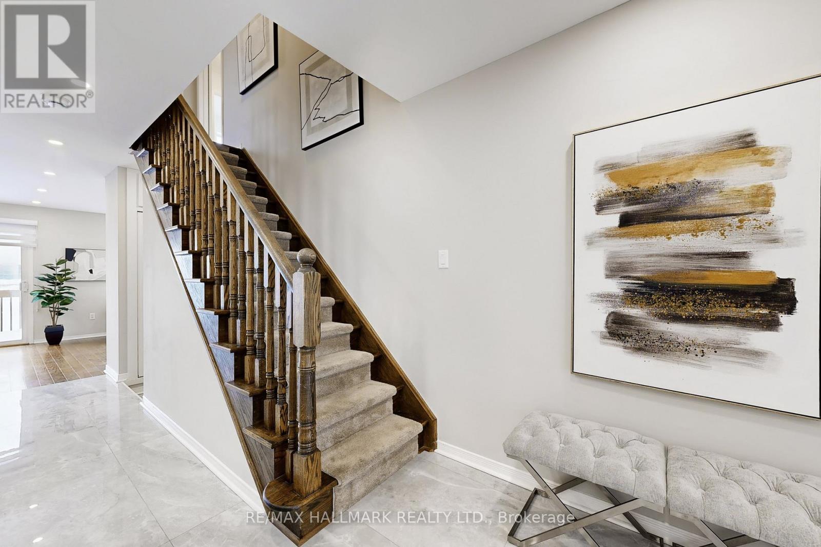 129 Knapton Drive, Newmarket, Ontario  L3X 3B4 - Photo 15 - N12795068