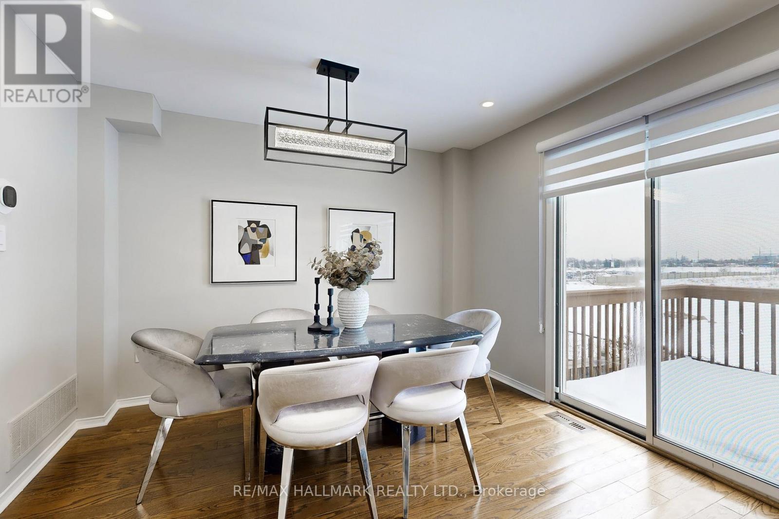 129 Knapton Drive, Newmarket, Ontario  L3X 3B4 - Photo 8 - N12795068