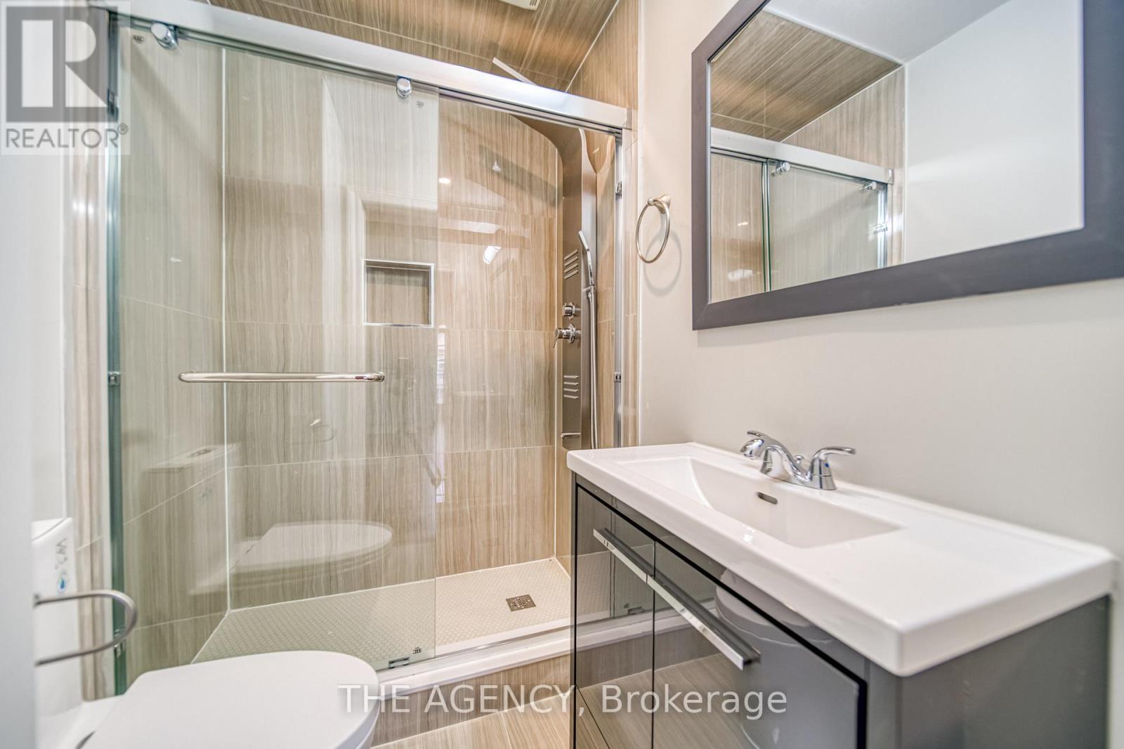 Main - 48 Chiara Drive, Vaughan, Ontario  L6A 3K3 - Photo 18 - N12795112