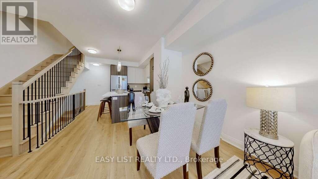 150 Alton Crescent, Vaughan, Ontario  L4J 0M1 - Photo 5 - N12795114