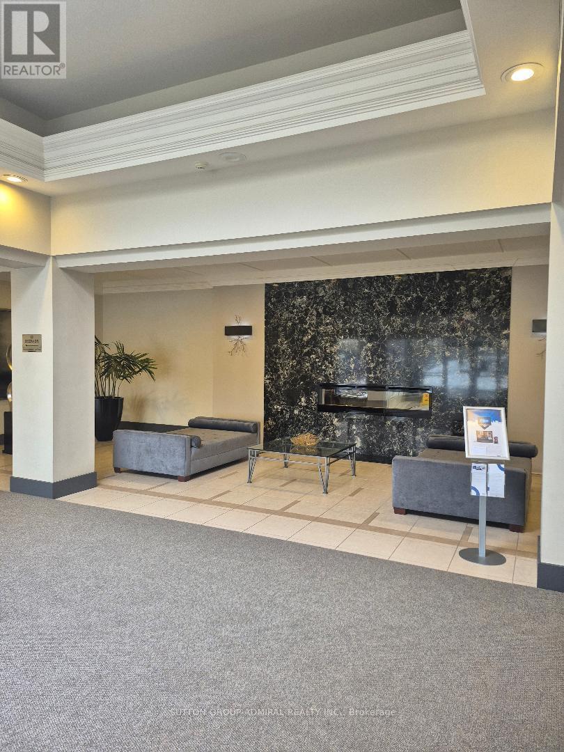 802 - 50 Disera Drive, Vaughan, Ontario  L4J 9E9 - Photo 5 - N12795186