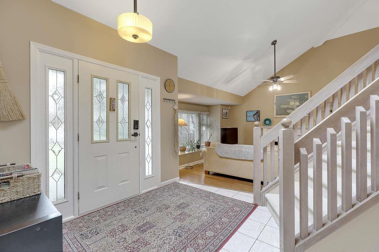 885 164 Street, Surrey, British Columbia  V4A 4Y4 - Photo 3 - R3090163