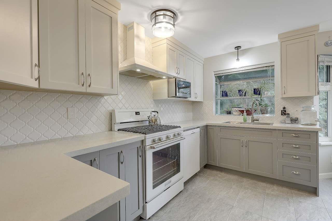 885 164 Street, Surrey, British Columbia  V4A 4Y4 - Photo 7 - R3090163