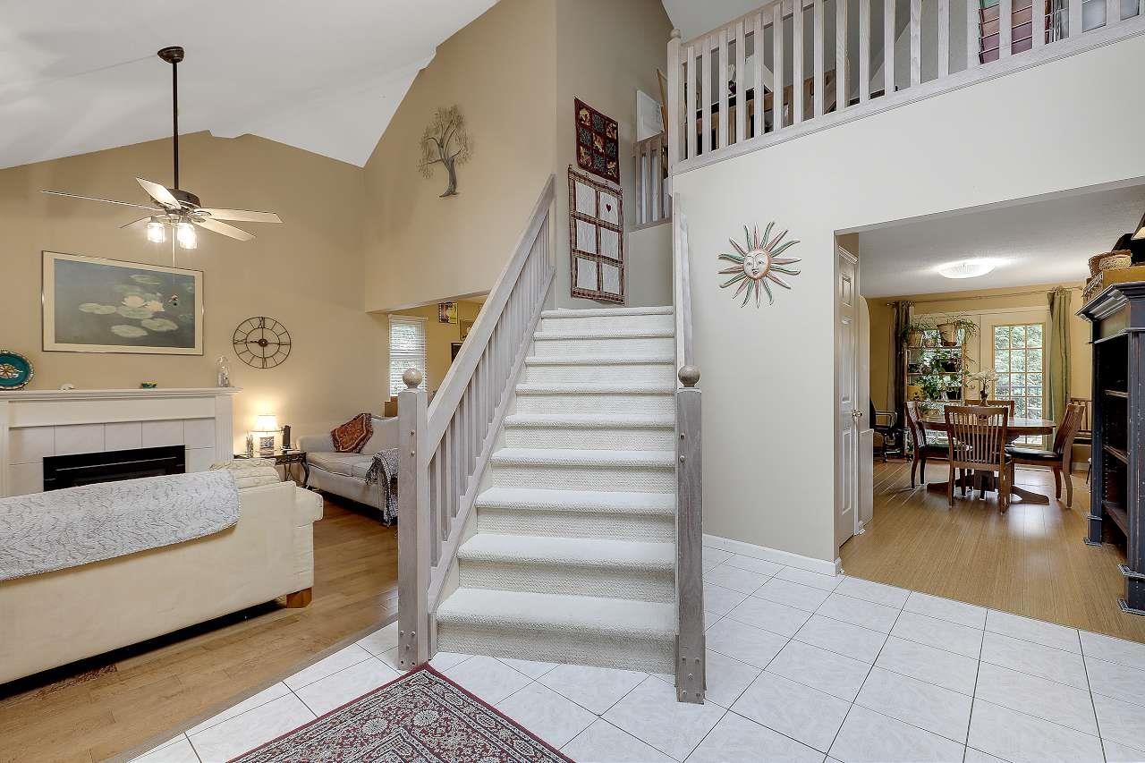 885 164 Street, Surrey, British Columbia  V4A 4Y4 - Photo 4 - R3090163