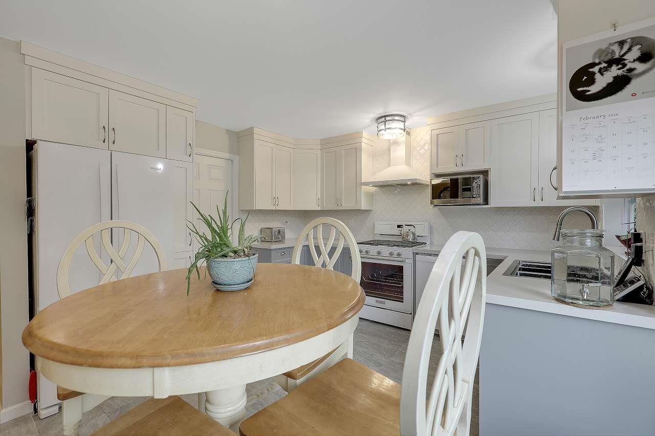 885 164 Street, Surrey, British Columbia  V4A 4Y4 - Photo 8 - R3090163