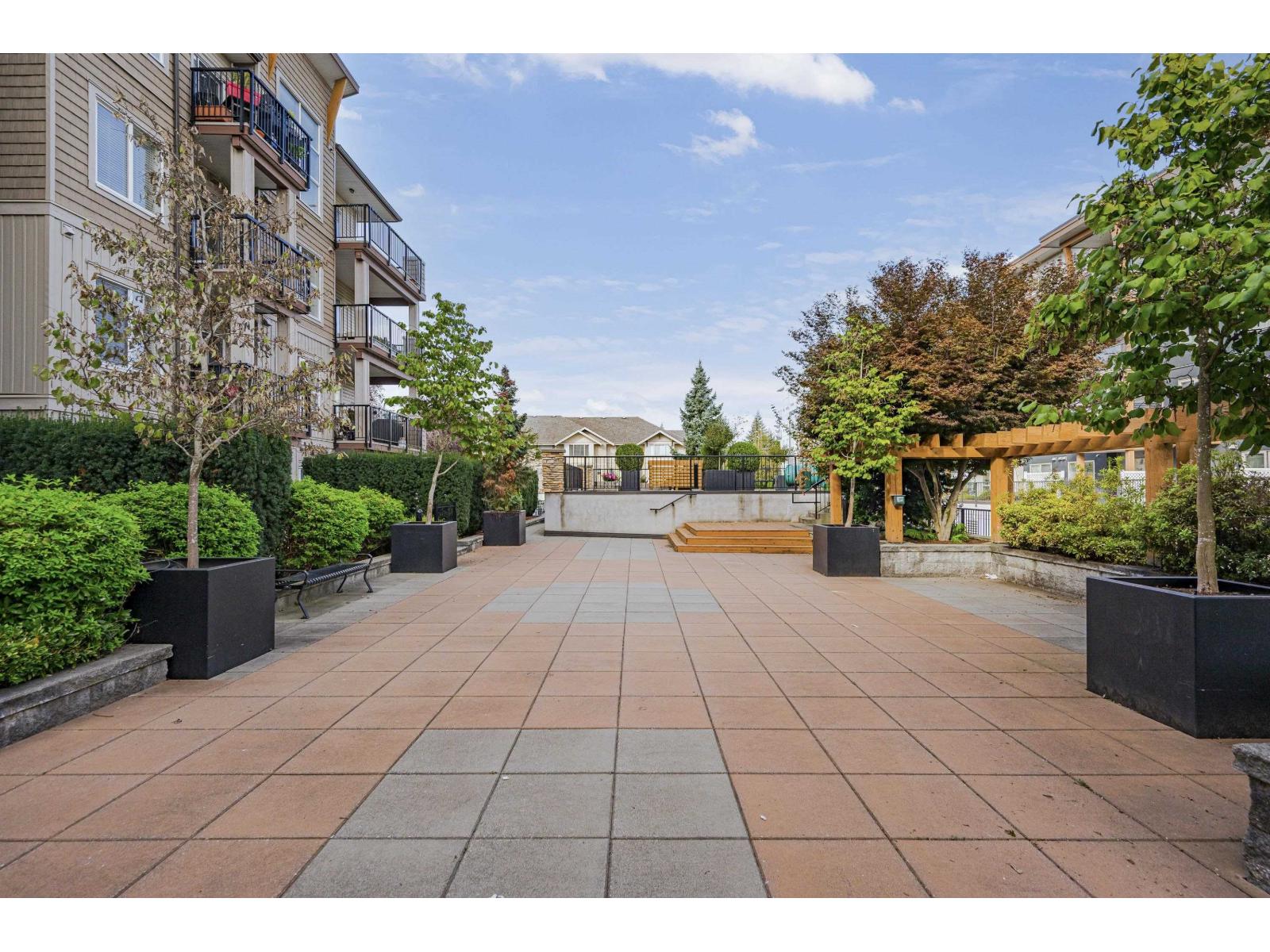 111 20175 53 Avenue, Langley, British Columbia  V3A 3V2 - Photo 33 - R3090530