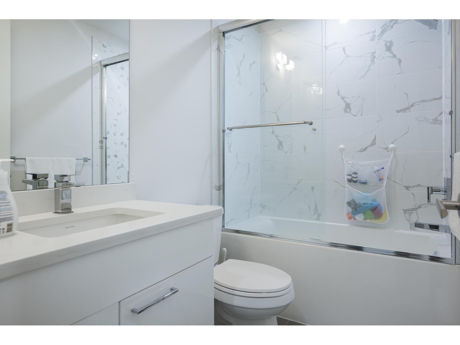 111 20175 53 Avenue, Langley, British Columbia  V3A 3V2 - Photo 24 - R3090530