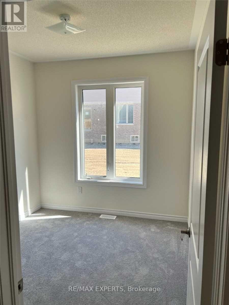 Main - 33 Bannister Road, Barrie, Ontario  L9L 0L5 - Photo 8 - S12795080