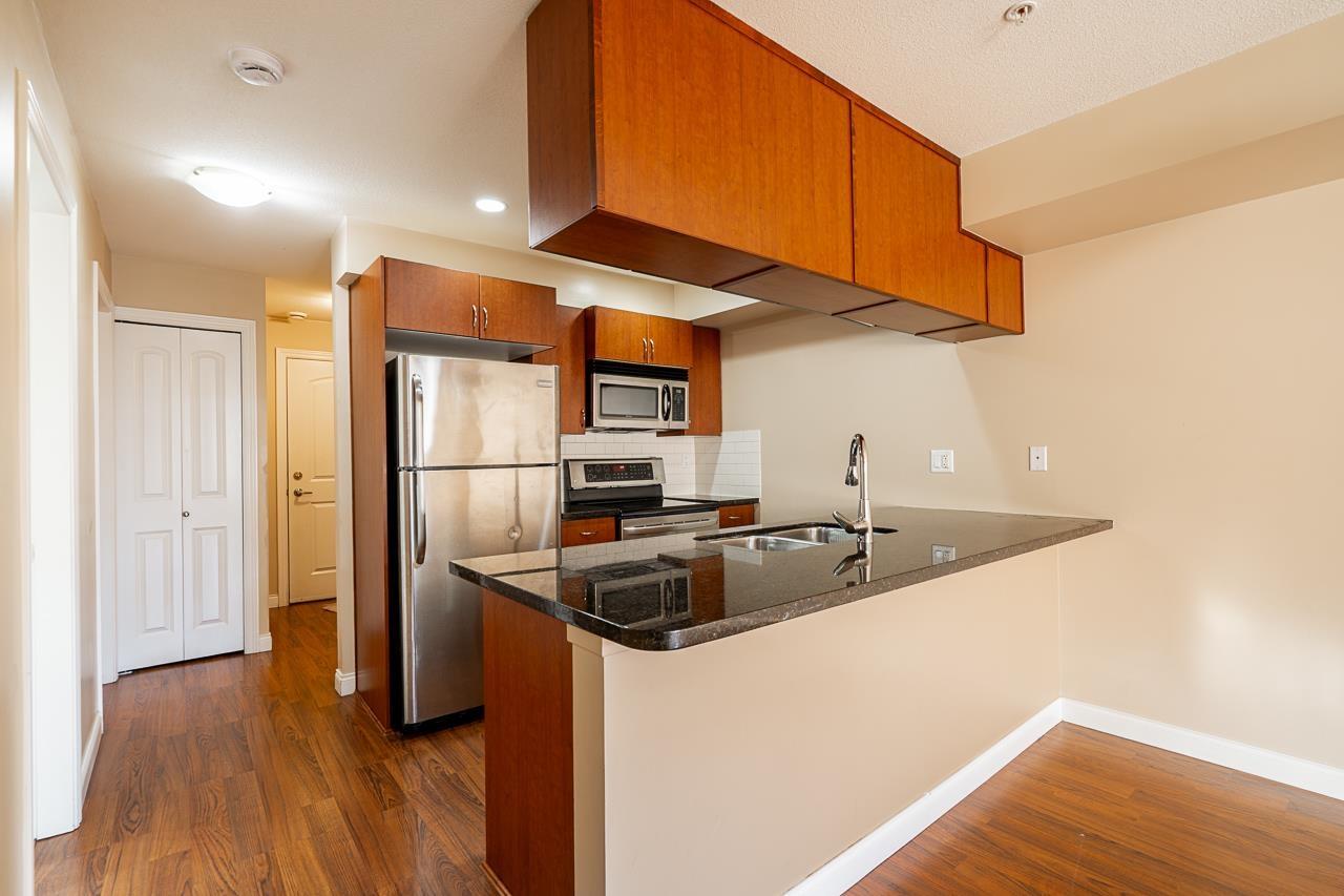 219 5516 198 Street, Langley, British Columbia  V3A 0A6 - Photo 17 - R3090626