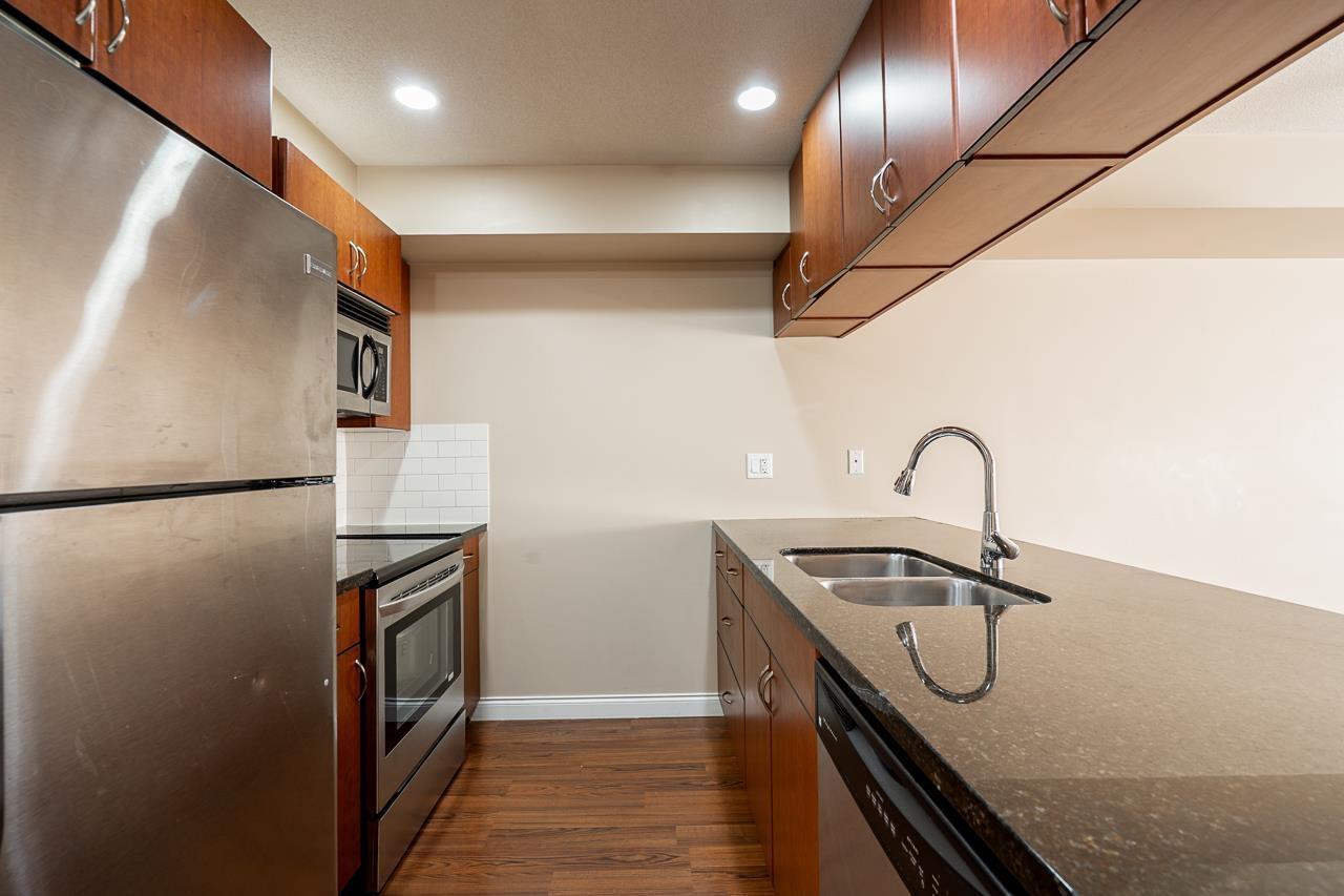 219 5516 198 Street, Langley, British Columbia  V3A 0A6 - Photo 19 - R3090626