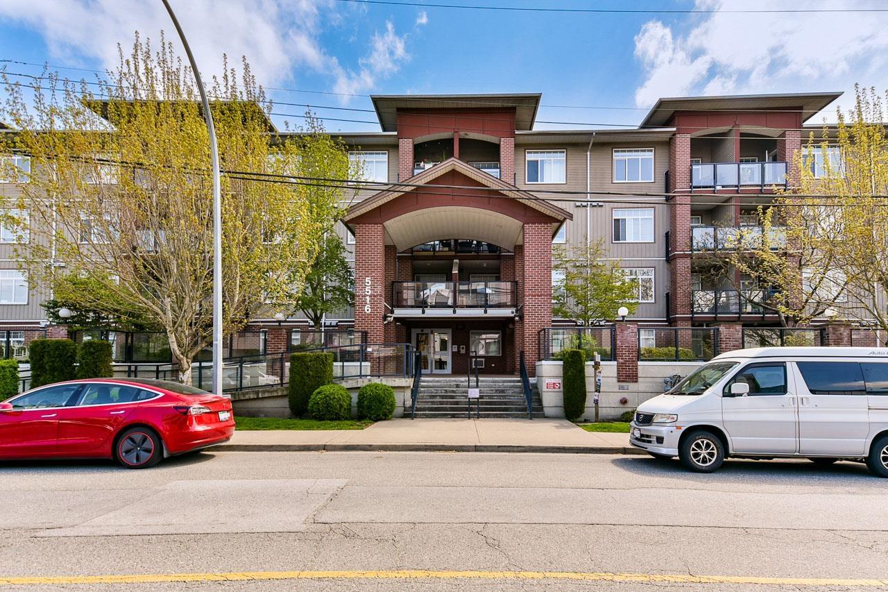 219 5516 198 Street, Langley, British Columbia  V3A 0A6 - Photo 2 - R3090626