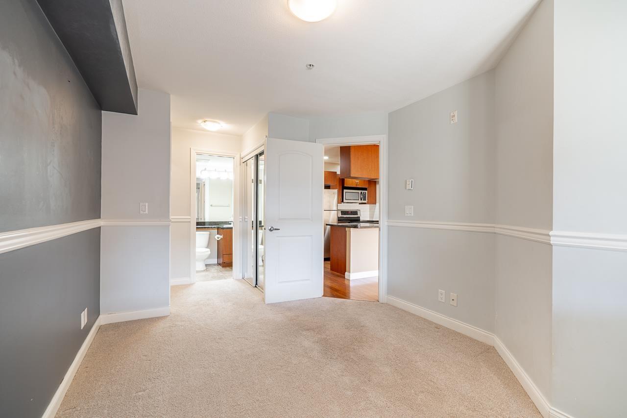219 5516 198 Street, Langley, British Columbia  V3A 0A6 - Photo 24 - R3090626