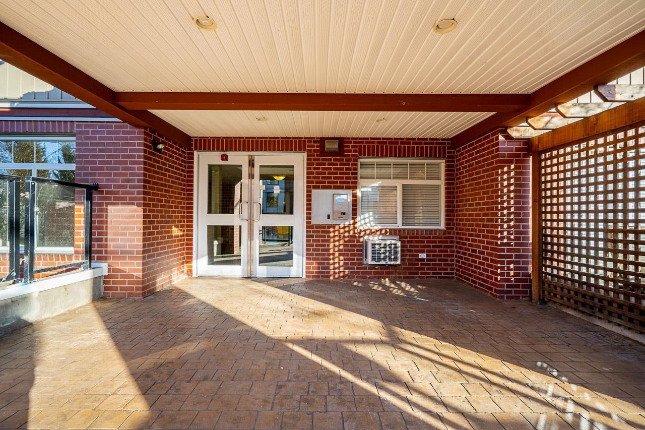 219 5516 198 Street, Langley, British Columbia  V3A 0A6 - Photo 4 - R3090626