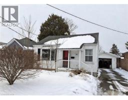42 AVENUE Road, cambridge, Ontario