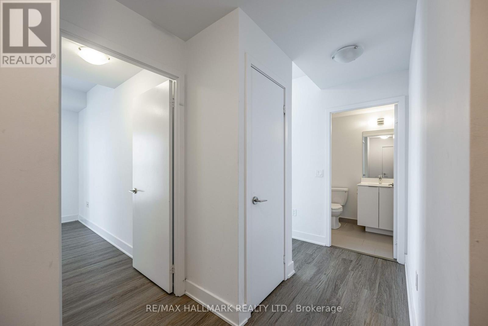 1818 - 30 Shore Breeze Drive, Toronto, Ontario  M8V 0J1 - Photo 2 - W12794982