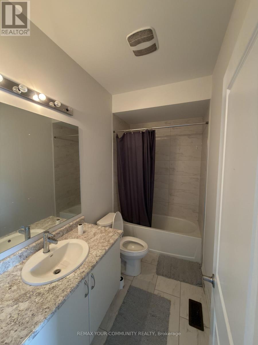 Upper - 54 Minnock Street, Caledon, Ontario  L7C 4K9 - Photo 10 - W12794998