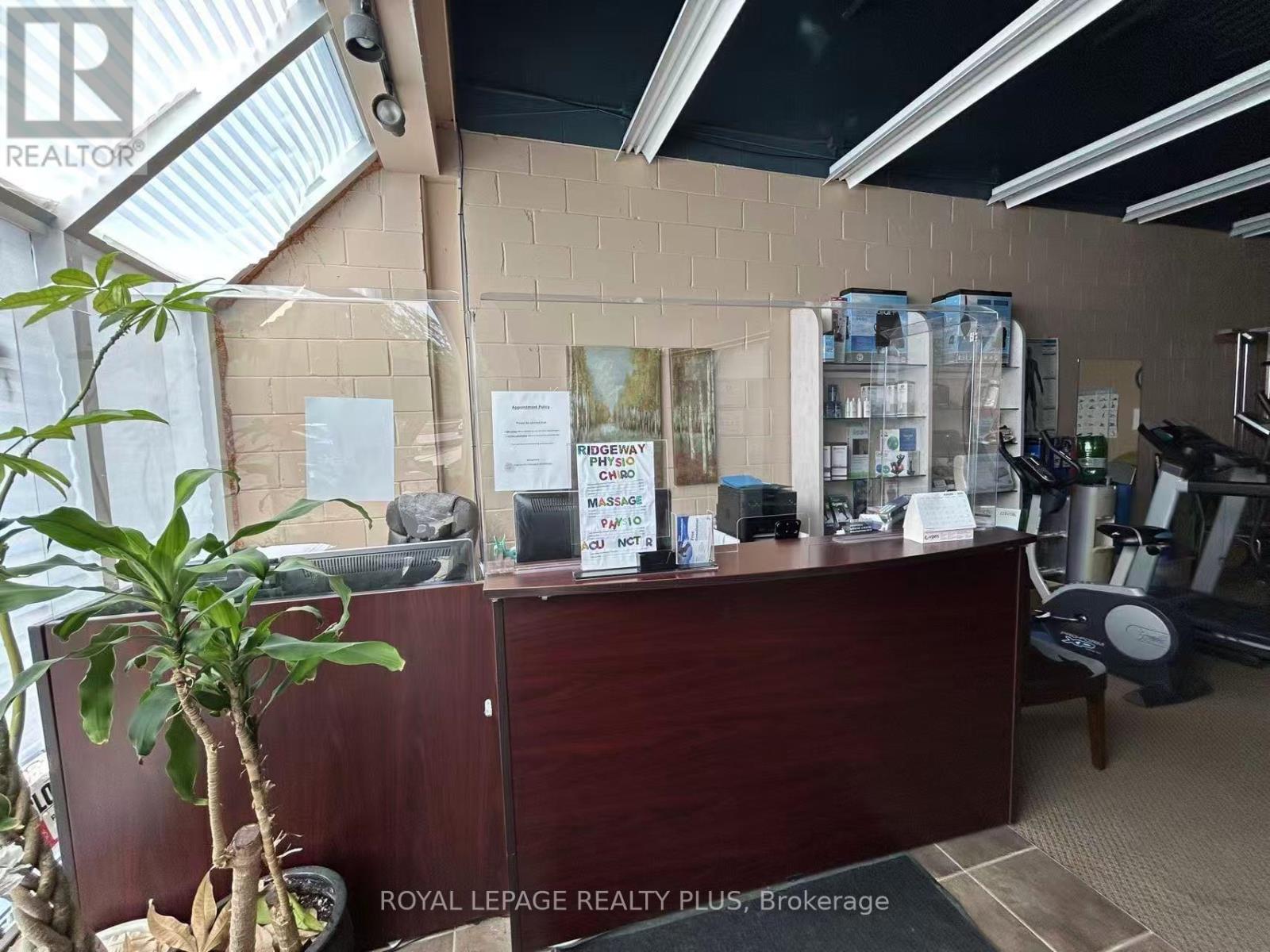 42 - 3065 Ridgeway Drive, Mississauga, Ontario  L5L 5M6 - Photo 3 - W12795136