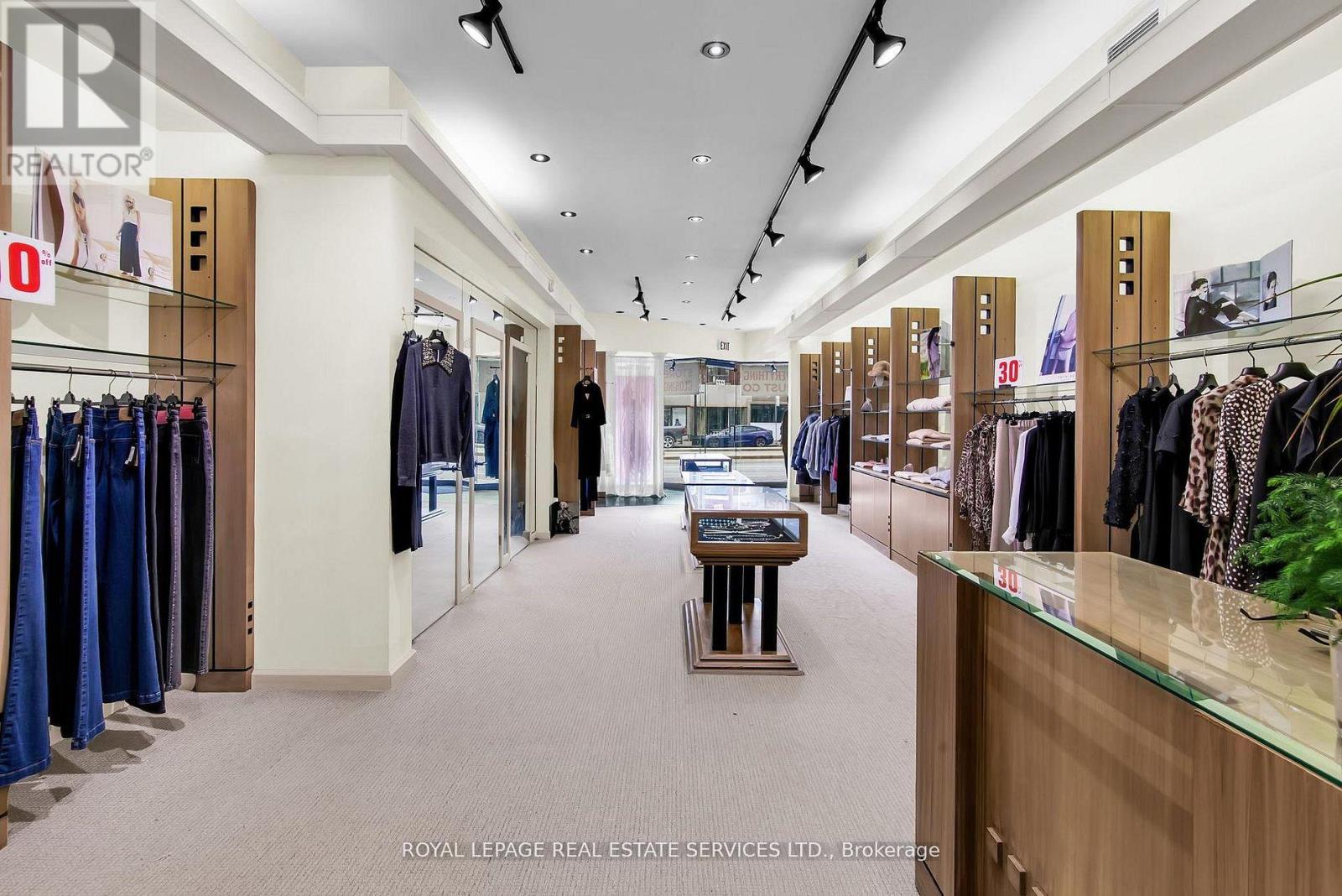 1232 St Clair Avenue W, Toronto, Ontario  M6E 1B7 - Photo 13 - W12795184