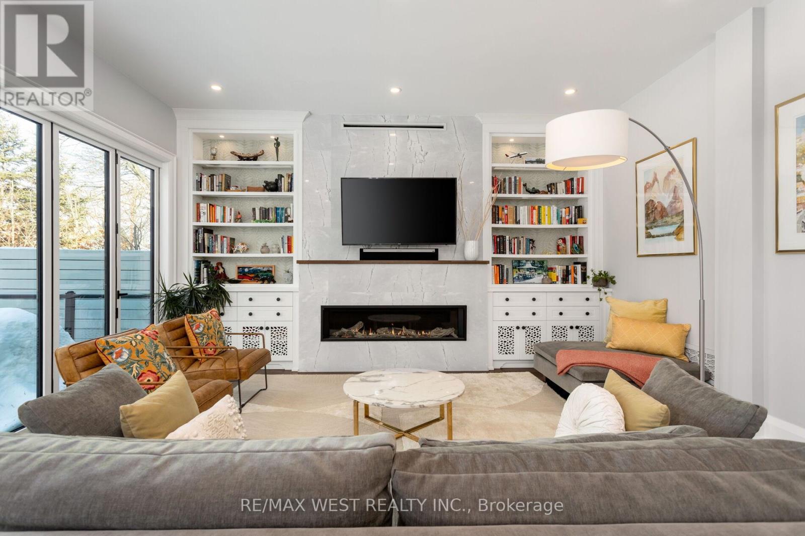 34 Government Road, Toronto, Ontario  M8X 1V9 - Photo 11 - W12795204