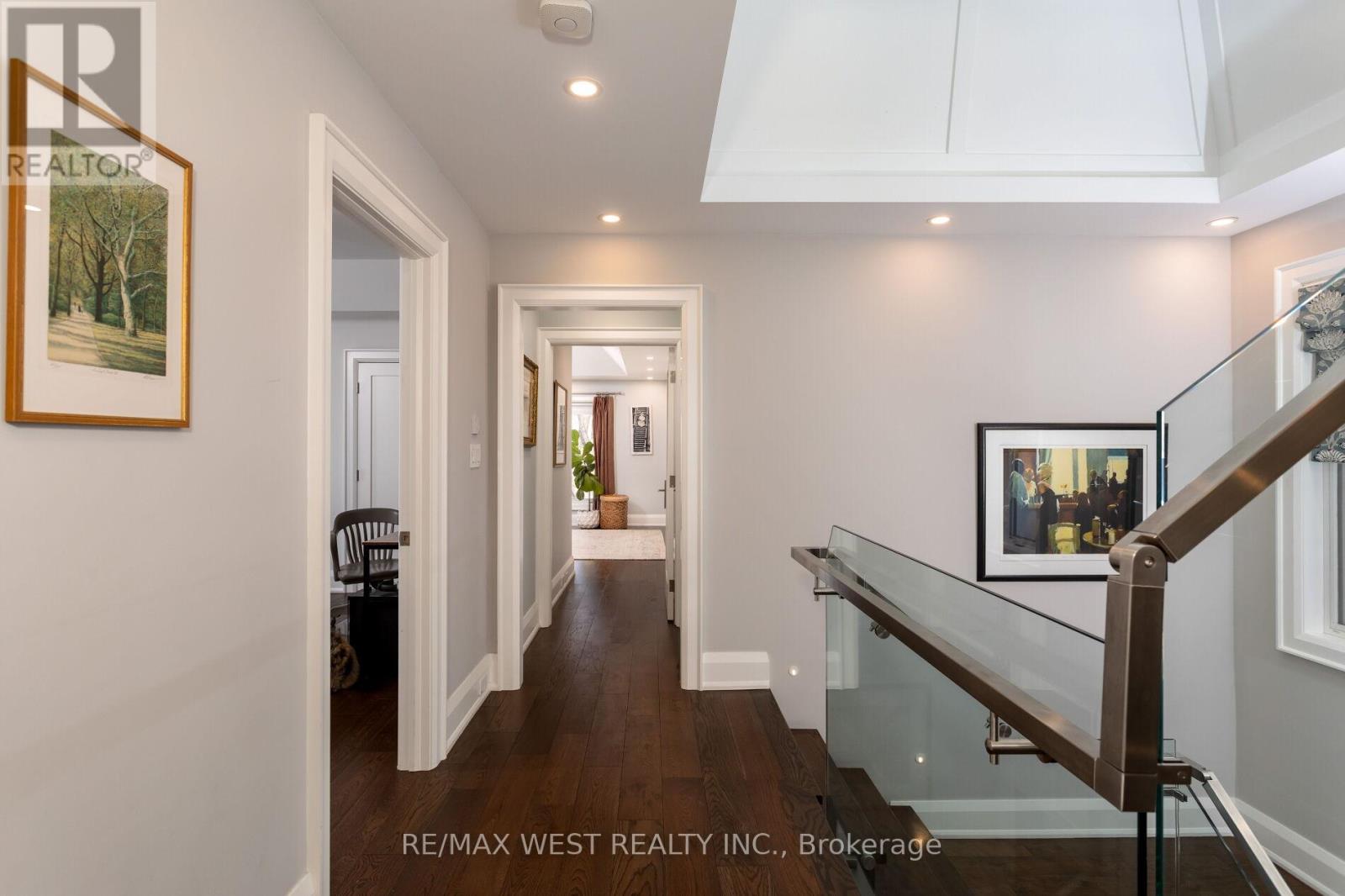 34 Government Road, Toronto, Ontario  M8X 1V9 - Photo 19 - W12795204