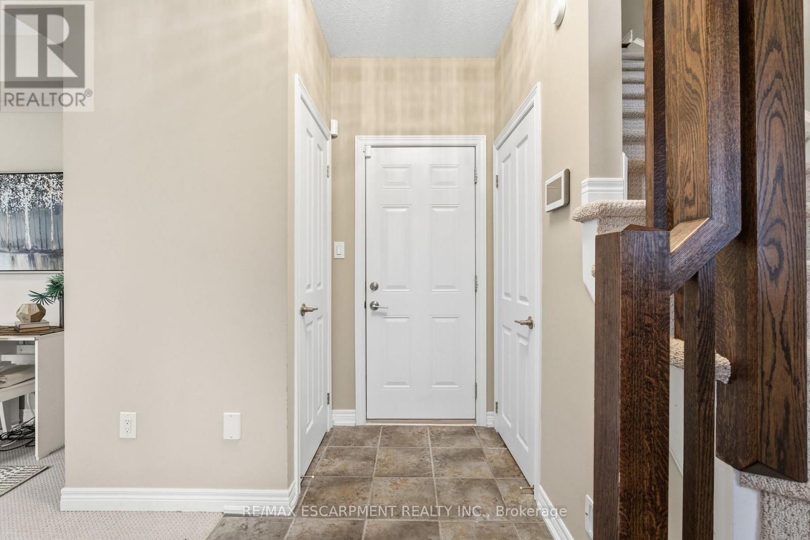 80 - 1401 Plains Road E, Burlington, Ontario  L7R 0C2 - Photo 5 - W12795206