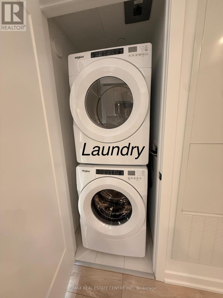 750 Whitlock Avenue, Milton, Ontario  L9E 1M4 - Photo 11 - W12795208