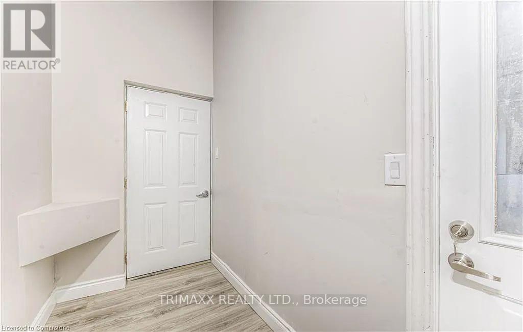 271 Bedford Road, Waterloo, Ontario  N2G 3A7 - Photo 15 - X12795102