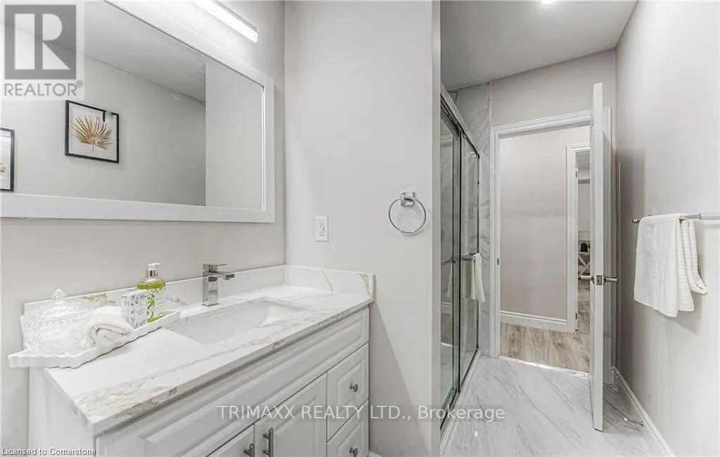 271 Bedford Road, Waterloo, Ontario  N2G 3A7 - Photo 19 - X12795102