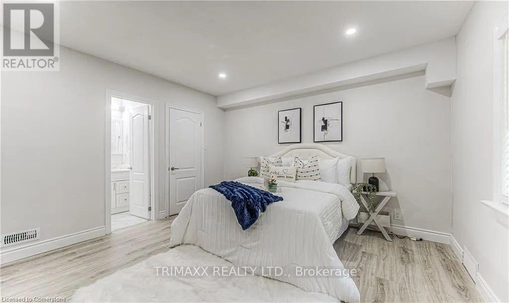 271 Bedford Road, Waterloo, Ontario  N2G 3A7 - Photo 25 - X12795102