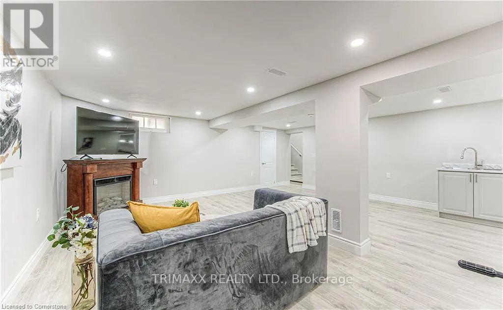 271 Bedford Road, Waterloo, Ontario  N2G 3A7 - Photo 28 - X12795102