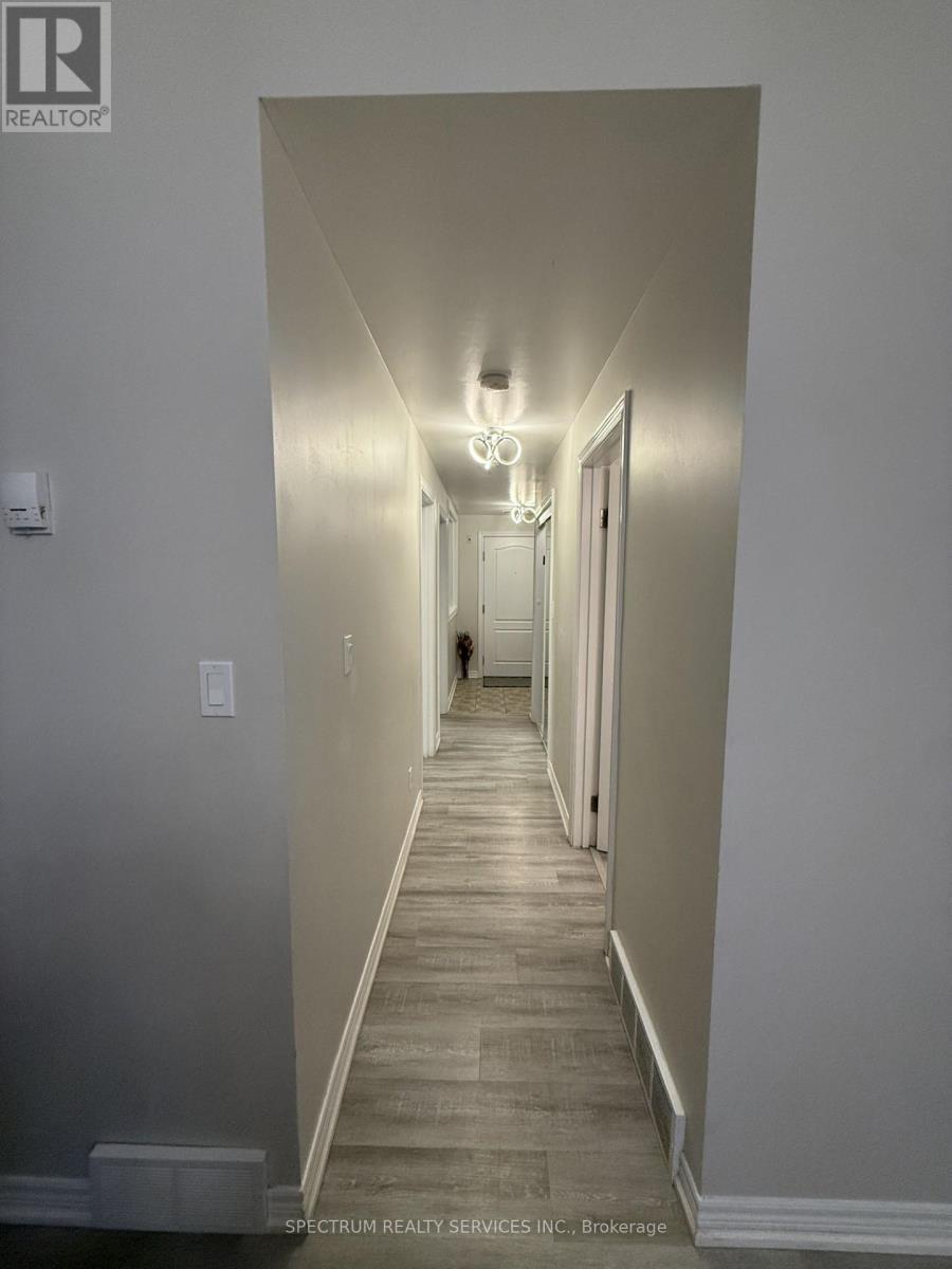 116 - 6350 Dorchester Road, Niagara Falls (Dorchester), Ontario  L2G 1A0 - Photo 3 - X12795120