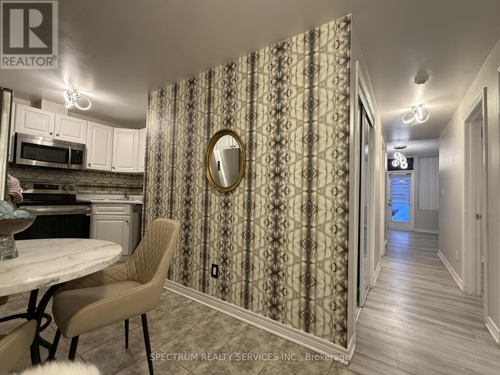 116 - 6350 Dorchester Road, Niagara Falls (Dorchester), Ontario  L2G 1A0 - Photo 8 - X12795120