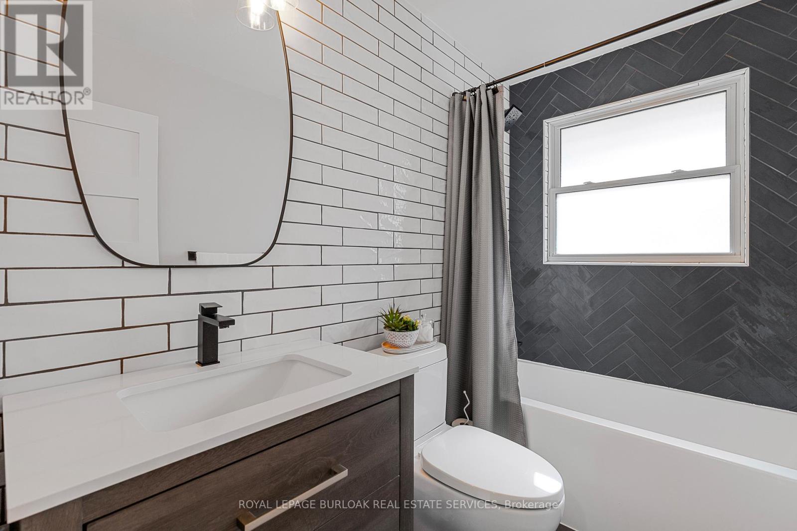 11 Flynn Avenue, Cambridge, Ontario  N3C 2T8 - Photo 18 - X12795122